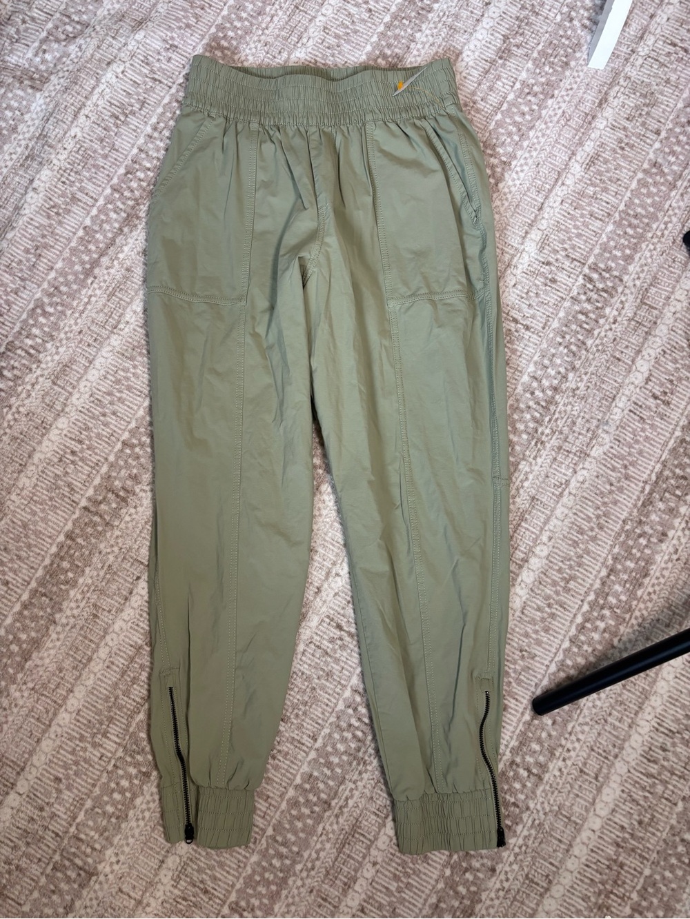 CALIA Women’s Truelight Olive Cargo Pocket Joggers Size Small